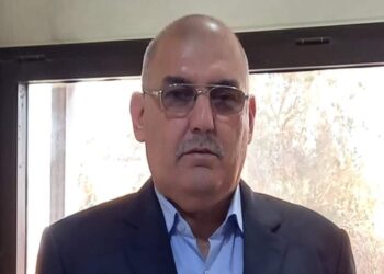 لِمَ لا يكونوا هُمْ؟ 