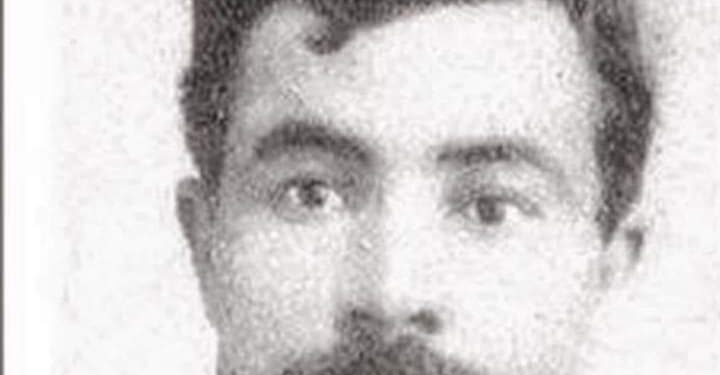 الصحفي أحمد حلمي أول