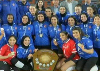 بعد فوزهن بكأس مصر : سيدات الأهلي يتوجن بدوري الكرة الطائرة
