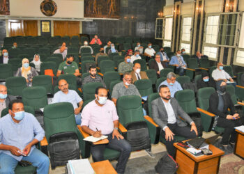 محافظ الغربية يناقش موقف مشروعات “حياة كريمة “بنهطاي وتفهنا العزب