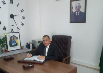 د.عبدالله مباشر سفير الاعلام العربى برومانيا يقدم التعازى فى السفارة الفلسطينية برومانيا لاغتيال الشهيدة شيرين أبو عاقلة