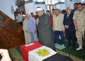 محافظ بورسعيد يتقدم