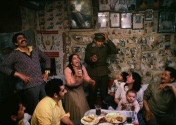 أنا عايش مستني بكرة