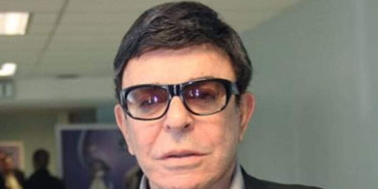 وفاة الفنان المصري الكبير سمير صبري بعد صراع مع المرض.