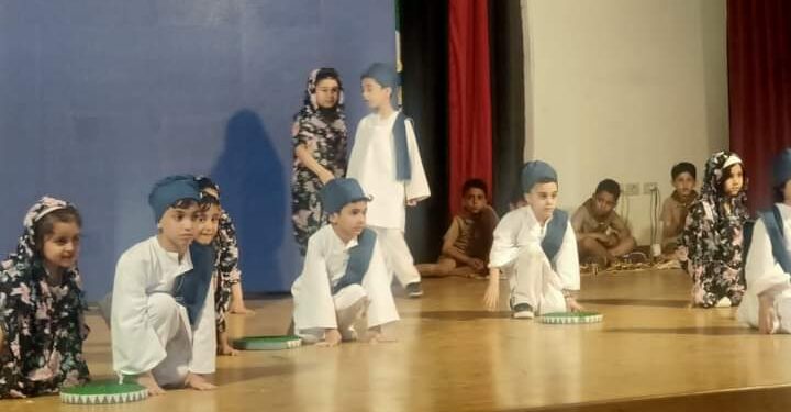 مدرسة النيل المصرية بدمياط تحتفل بنهاية العام الدراسى لأطفالkg2