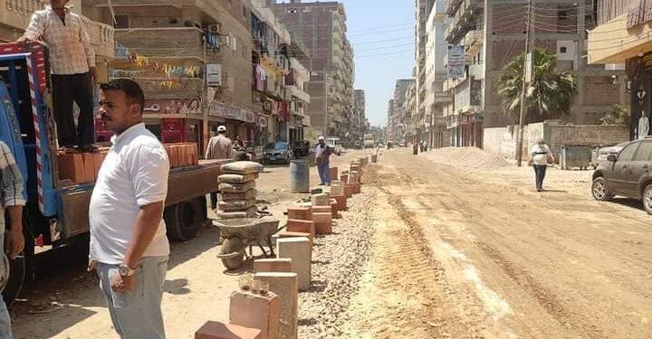 متابعة أعمال الرصف بأبوحمص