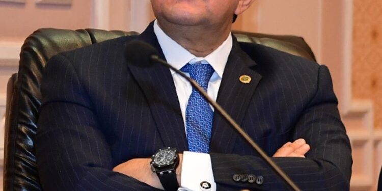 النائب الأول لرئيس البرلمان العربي ناعيا الشيخ خليفة بن زايد رئيس دوله الامارات العربيه المتحده صاحب مسيرة وطنية حافلة من العطاء والإنجازات