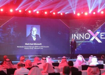 السعوديون يستثمرون