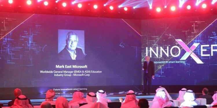 السعوديون يستثمرون