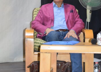 عماد حسن بصحبة دوار العمدة في جمعية الشبان العالمية