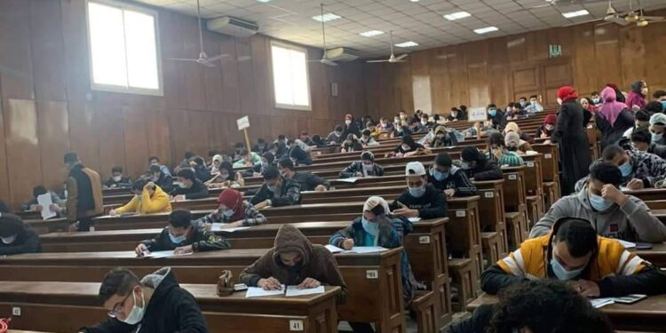 إستمرار امتحانات نهاية العام بأكاديمية طيبة وسط إجراءات إحترازية