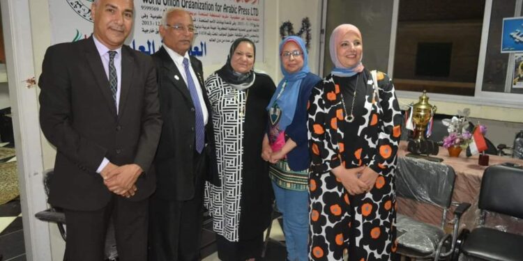 مؤسسة ابو ليلة تقيم ندوة بعنوان دور الفن والأدب والثقافة