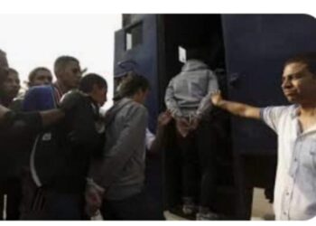 القبض على 3 طلاب