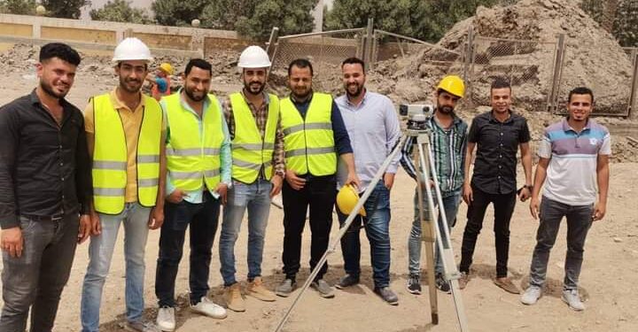 مبادرة حياة كريمة تقوم بمهامها على أكمل وجه في قرى اطفيح بالجيزة.            