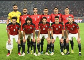 أربعين ألف مشجع في مباراة المنتخب اليوم