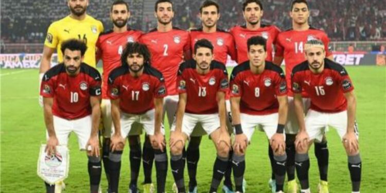 أربعين ألف مشجع في مباراة المنتخب اليوم