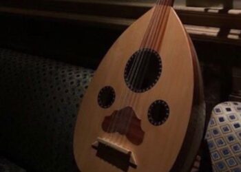 عود بلا أوتار ..