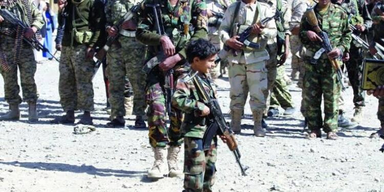 ” اليمن ” نشر المجندين من الأطفال على خطوط المواجهة رغم الهدنة
