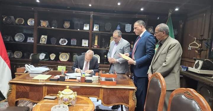 اللواء/عبد الحميد الهجان محافظ القليوبية يعتمد نتيجة الشهادة الاعدادية للعام الدراسى الحالى