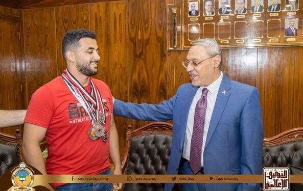 رئيس جامعة طنطا يستضيف