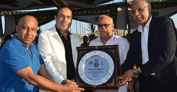 محافظ بورسعيد يشهد نهائي