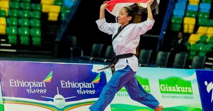 فوز طالبة بجامعة الإسكندرية