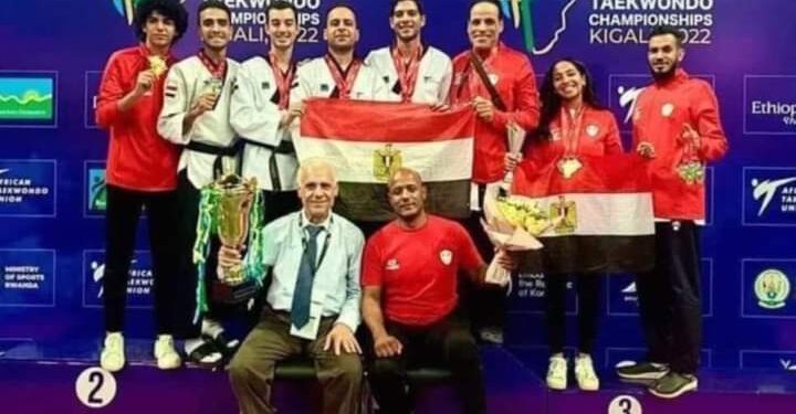 ميدالية ذهبية جديدة لطالب