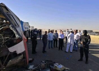 وفاة 22 شخصاً وإصابة 30 آخرين فى حادث مروع علي طريق المنيا.