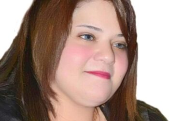 ثورة ٢٣يوليو ثورة وطنية قوية ضد الملكية والسيطرة البريطانية 