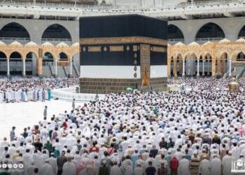 وصول كسوة الكعبة المشرفة