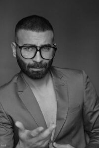 عمرو مصطفي يشارك في