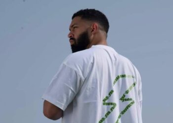 الفنان ناصر محمود يواصل المشاركة بأعمال فنية أجنبية وفيلمه يحصد الجائزة الفضية بمهرجان نيويورك 