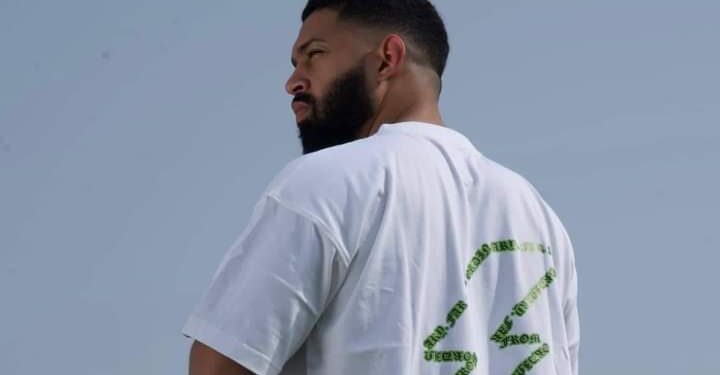 الفنان ناصر محمود يواصل المشاركة بأعمال فنية أجنبية وفيلمه يحصد الجائزة الفضية بمهرجان نيويورك 