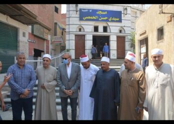 محافظ القليوبية يتفقد المساجد