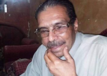 سجين بين الأنين 