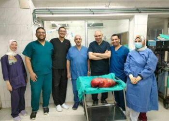 “معجزة طبية” في معهد أورام طنطا ..استئصال ورم يزن 18 كيلو جرام
