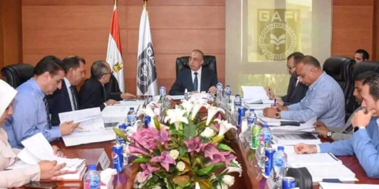 عقد إجتماع مجلس المنطقة الحرة بالإسكندرية بالعامرية للوقوف علي النشاط الإستثماري