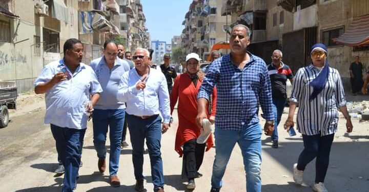 محافظ بورسعيد يتابع سير