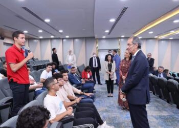 بحضور وزير الاتصالات مصر للمعلوماتية توقع بروتوكول تعاون مع “المصرية للاتصالات” لتمويل 16 منحة كاملة