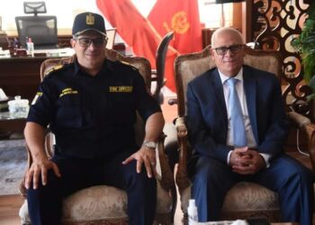 محافظ بورسعيد يستقبل مدير