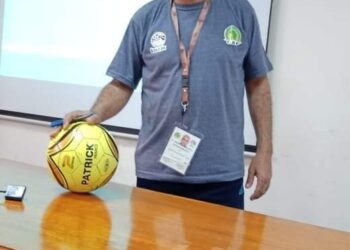 الاهلي يخسر نقطتين أمام