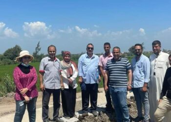 مدير عام التوسع الأفقي بالبحيرة يستعرض إنجازات مشروع تأهيل وتبطين الترع