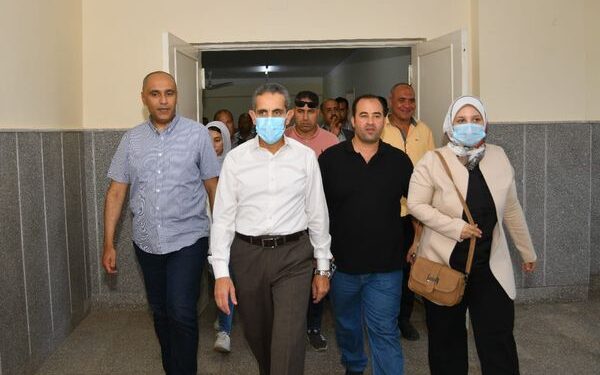 محافظ الغربية يتفقد مستشفى