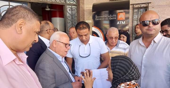 محافظ بورسعيد يلتقي