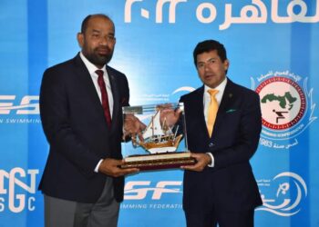 الدكتور أشرف صبحي يشهد ختام منافسات البطولة العربية الأولي لألعاب الماء