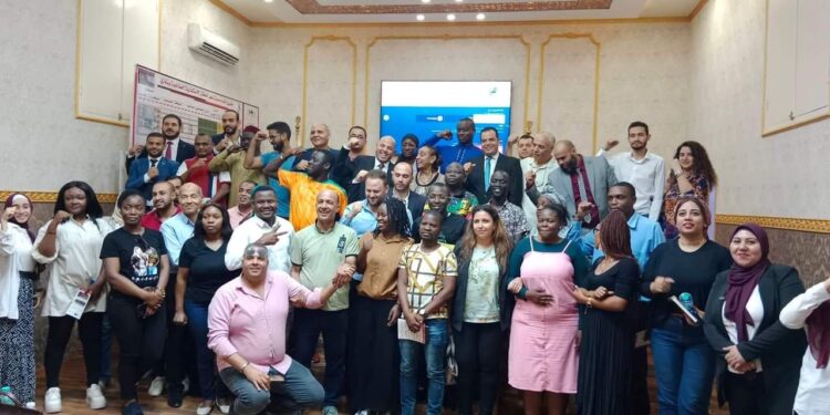 الكتاب الأفارقة يشيد بمجمع عمال مصر ويطالب حكوماته بالإستفادة من خبراته 