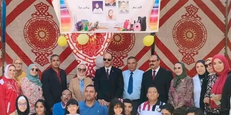 إقامة معرض سفراء الخير إدارة شرق التعليمية