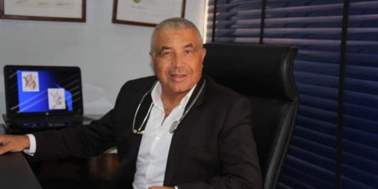 الدكتور جمال سامي خبير جراحة القلب يوضح كيفية التعامل مع الإصابة بهبوط الدورة الدموية