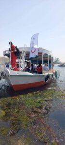 بمشاركة حكومية واسعه حملة لتنظيف نهر النيل بأسوان