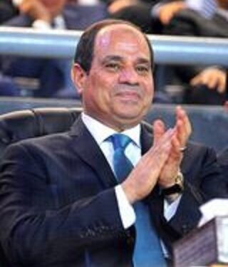 السيسي يقدم